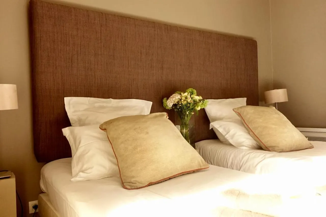 Louvre 3 Bedroom Pad A Terre Deluxe Aircon *